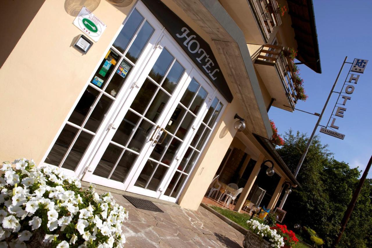 Hotel Gambrinus Abbadia San Salvator Bagian luar foto
