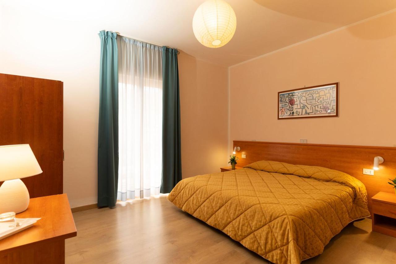 Hotel Gambrinus Abbadia San Salvator Bagian luar foto