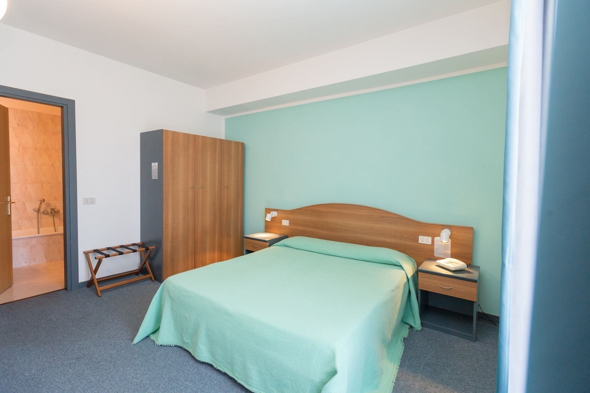 Hotel Gambrinus Abbadia San Salvator Bagian luar foto