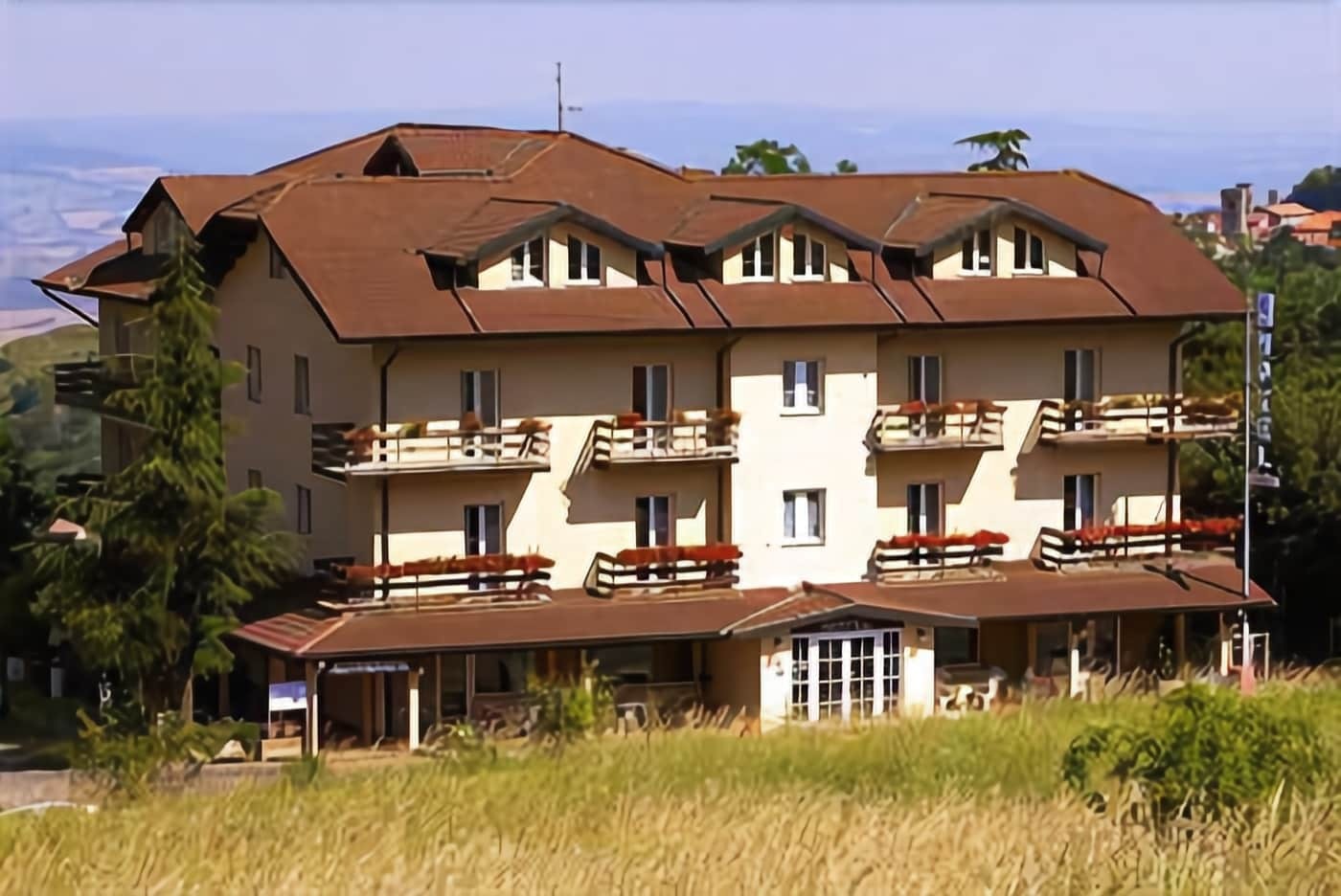 Hotel Gambrinus Abbadia San Salvator Bagian luar foto